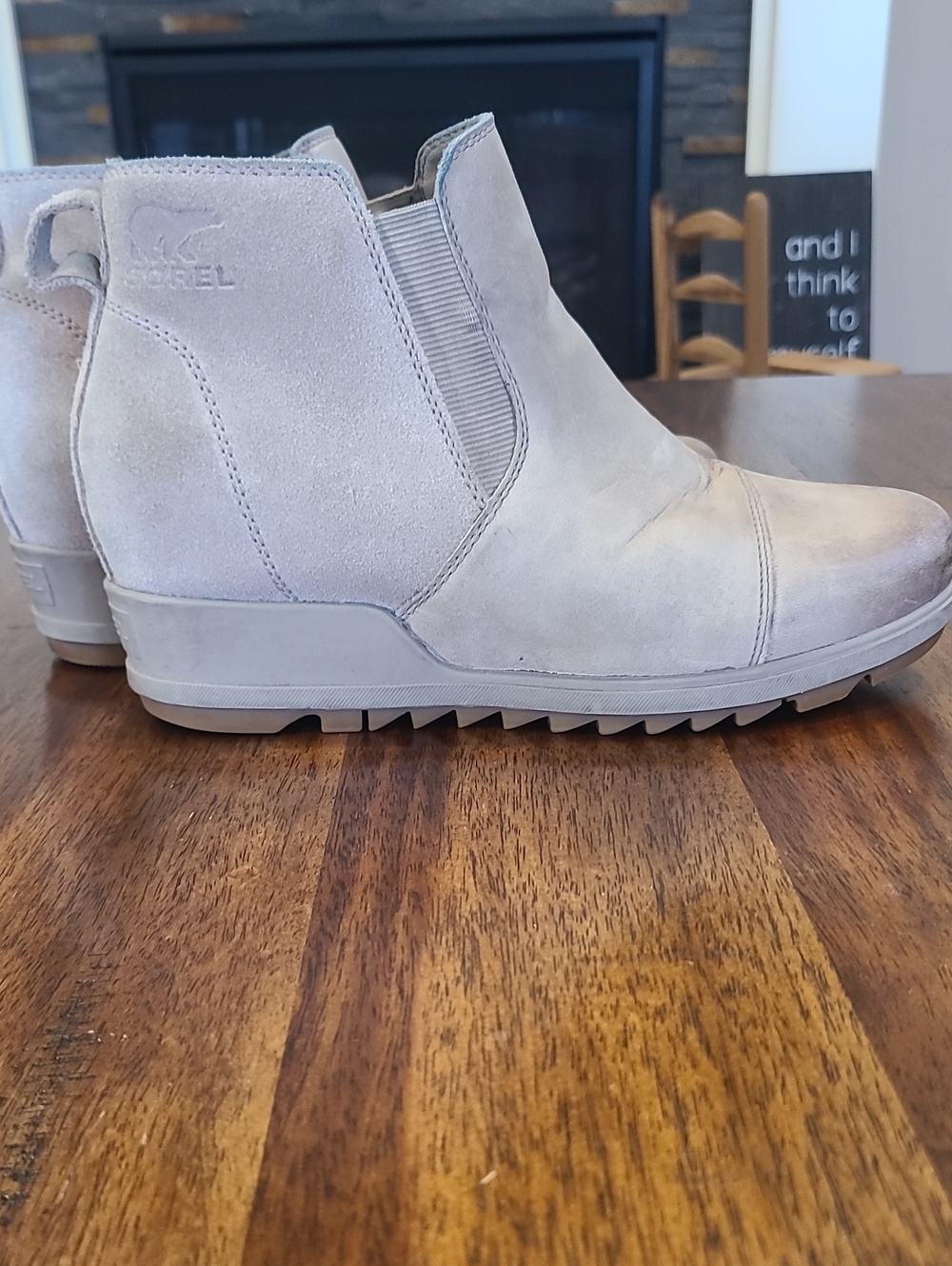 Sorel Evie wedge Boots Size 8.5